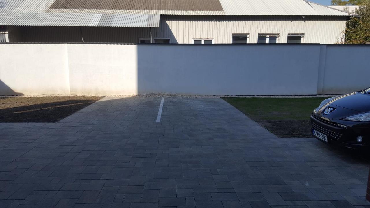 Apartmán Moonshine Segedín Exteriér fotografie